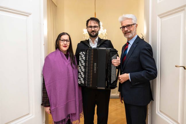 6Nov24©PSB:c.kollerics